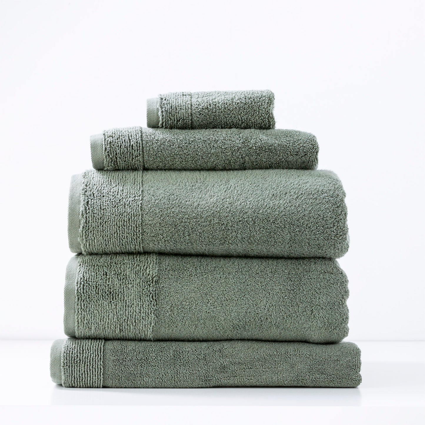 Aireys green 5-piece bath towel set by Renee Taylor, 650 GSM zero twist luxury towels for bathroom.