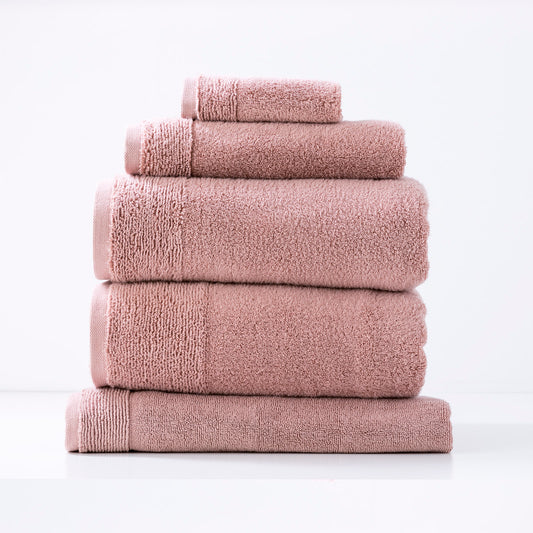 Aireys pink 650 GSM Zero Twist 5 Piece Bath Towel by Renee Taylor – Luxury bathroom towels set