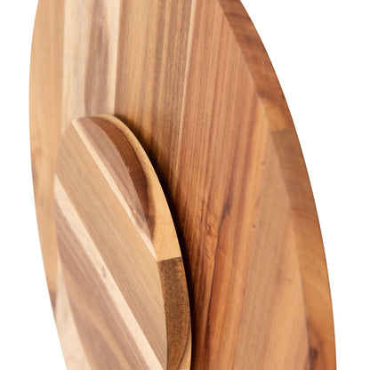 Close-up of a wooden lazy Susan tray showcasing its smooth, round design and natural wood grain for elegant dining.