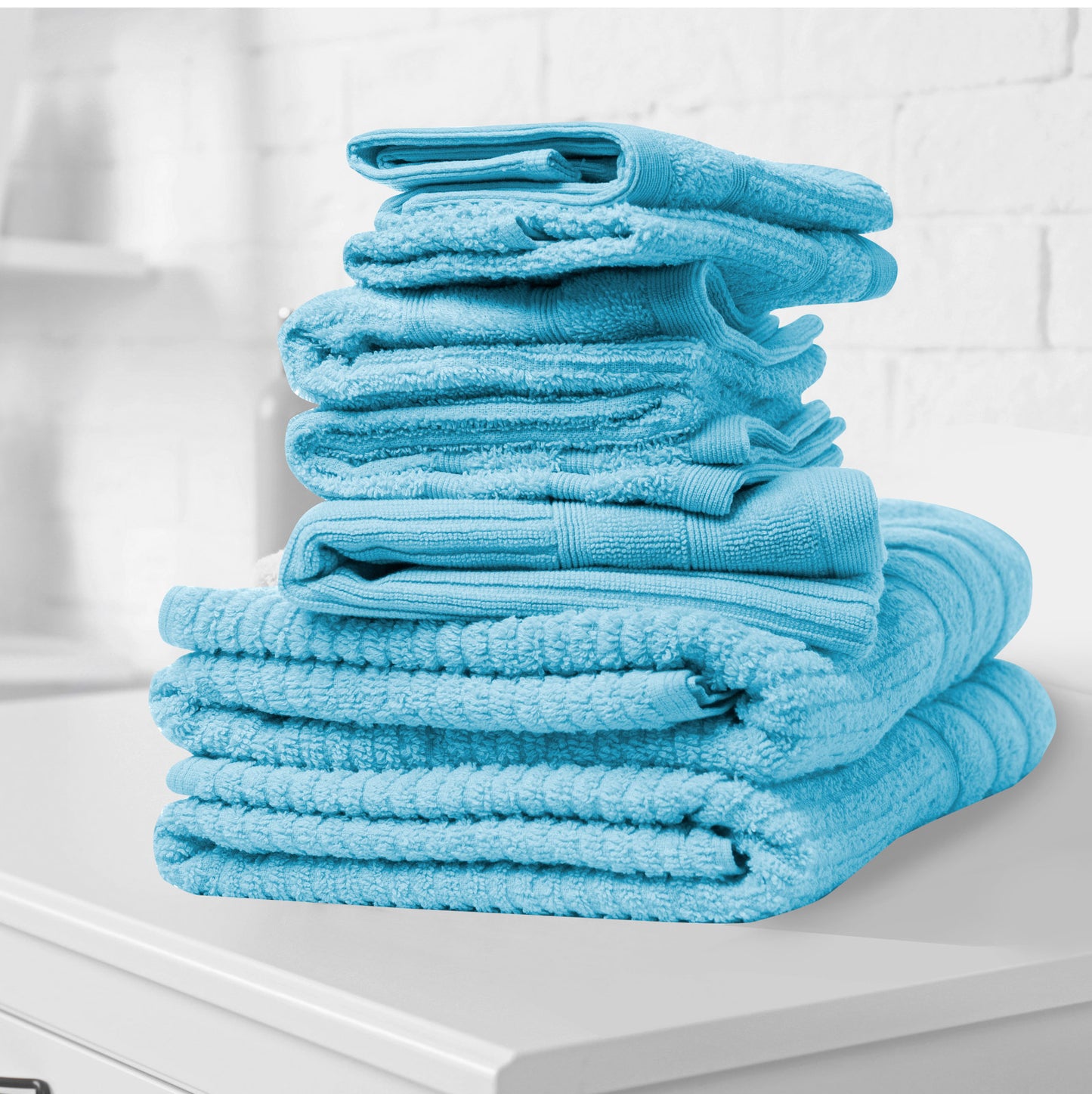 Aqua 8-piece luxury bath towel set in 100% Egyptian cotton, showcasing plush, high-absorbency towels for an elegant bathroom touch.