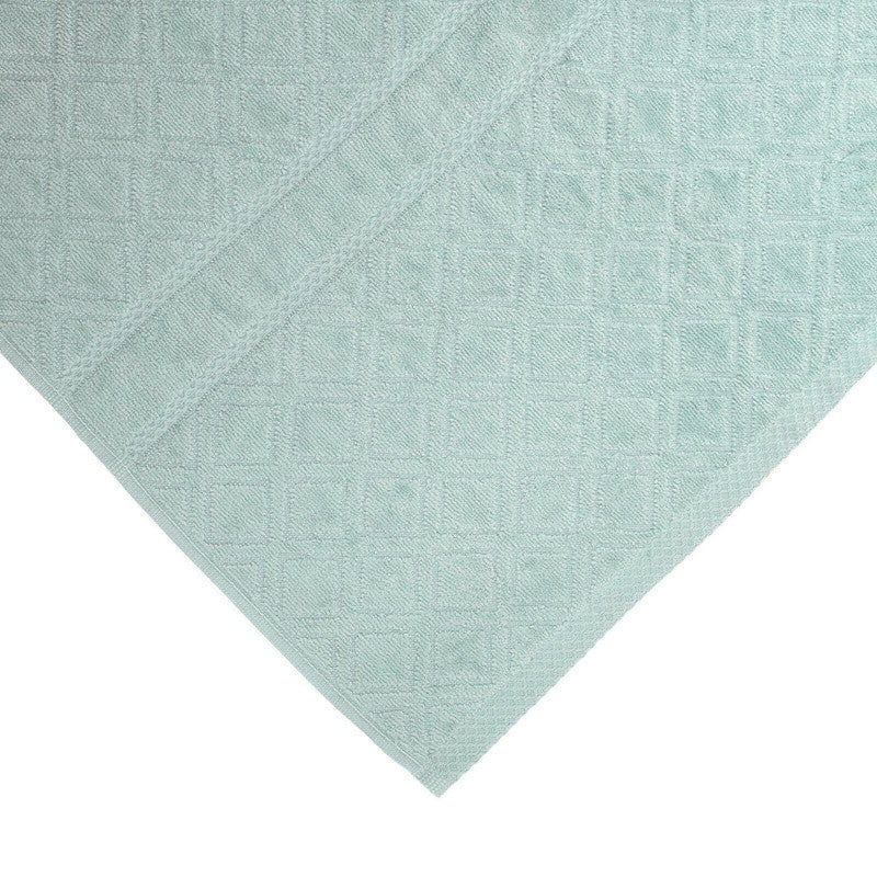 Aqua velour jacquard bath towel with diamond design, premium cotton, lightweight and absorbent for luxury bathroom towel sets.