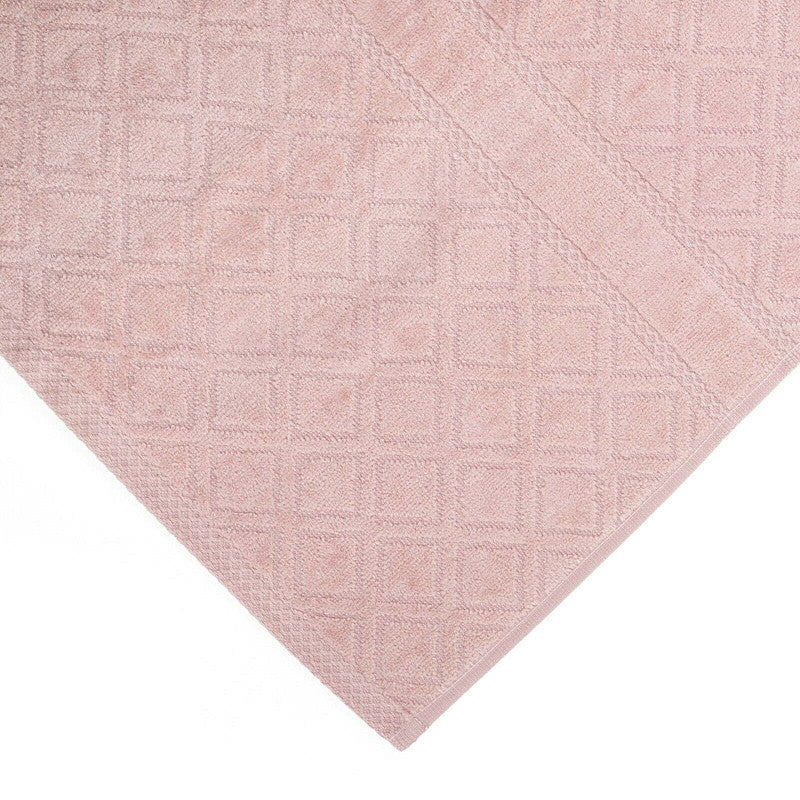 Pink velour diamond design jacquard bath towel, part of premium towel sets for an elegant and absorbent bathroom experience.