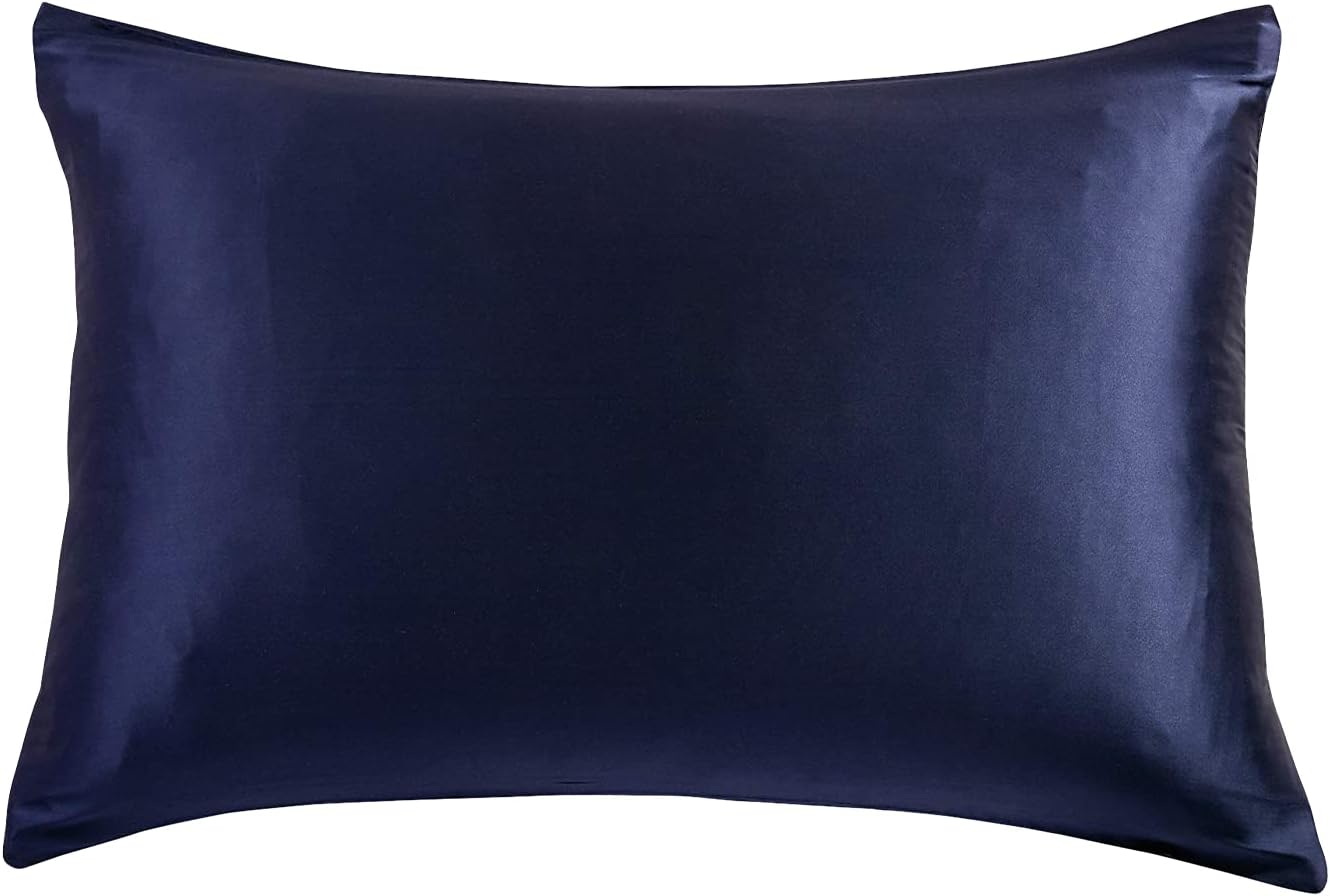 Luxury navy blue pillowcase made of 100% pure mulberry silk for ultimate comfort and reduced hair frizz.