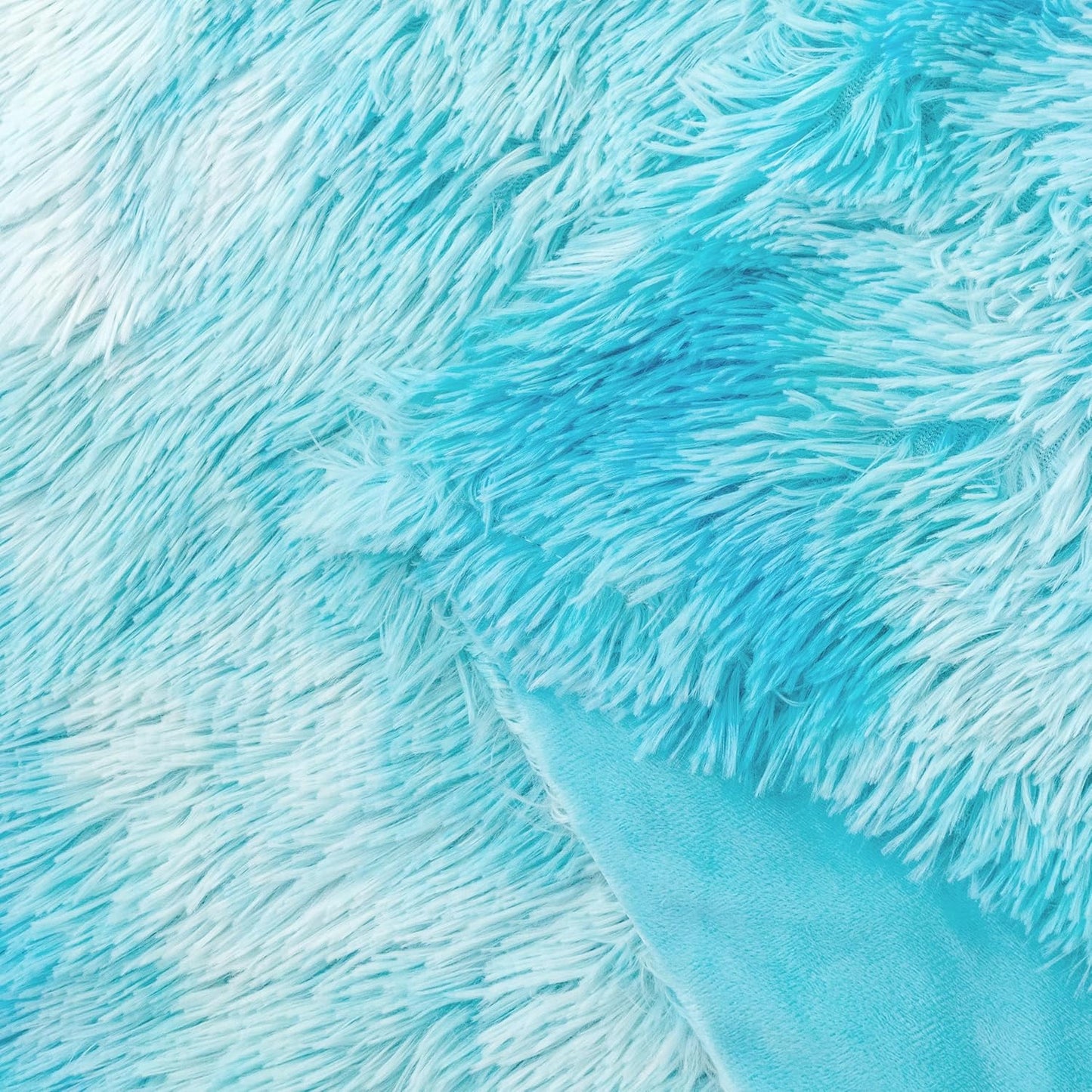 Blue faux fur shaggy throw blanket, double-sided with plush microfibre velvet, premium softness and comfort, perfect for cozy retreats.