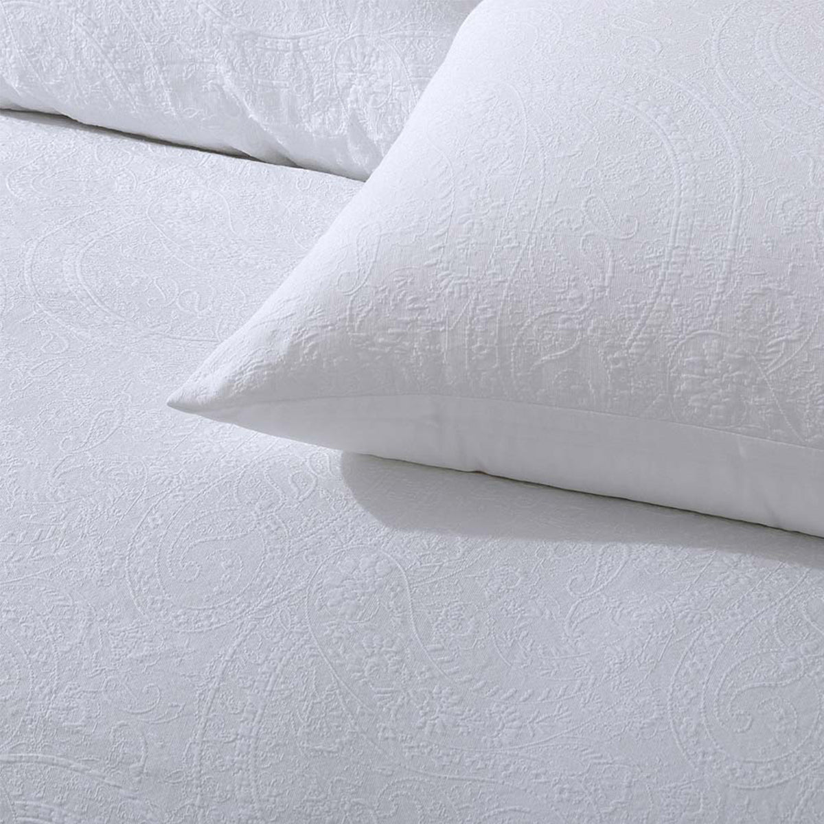 Elma White Jacquard Quilt Cover Set Queen with elegant design, quilt cover, doona covers, quilt cover set for bedroom warmth.